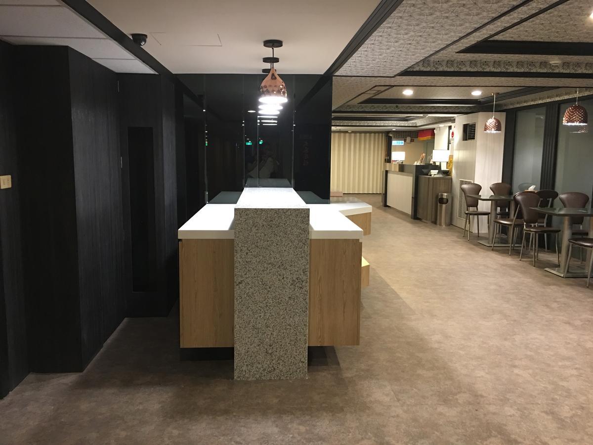 Jing Dian Business Hotel Taoyuan Bagian luar foto